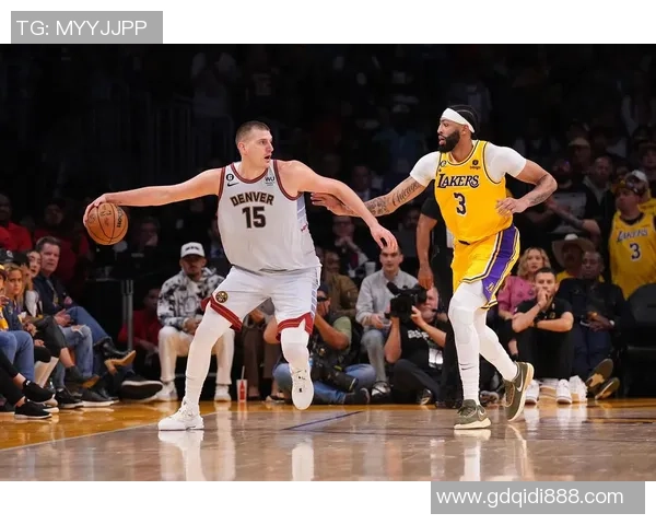 湖人掘金西决第三节精彩对决分析与战术解读